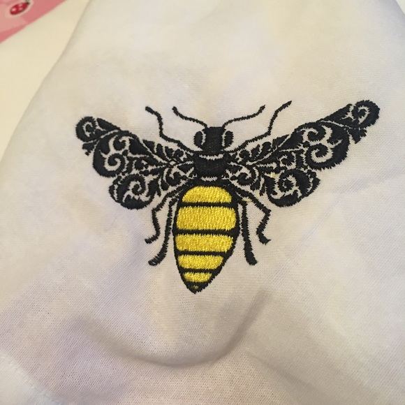 100% Cotton Napkins (set of 4) - Picture 2 of 3